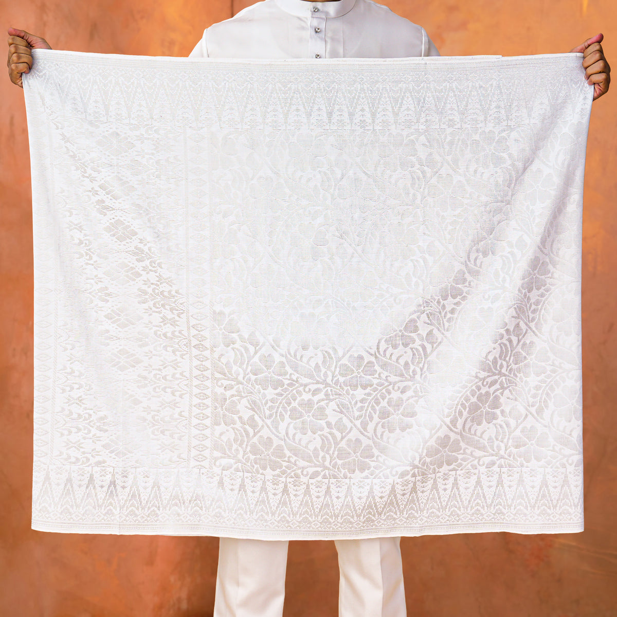 OFF WHITE SILVER | Exclusive Handmade