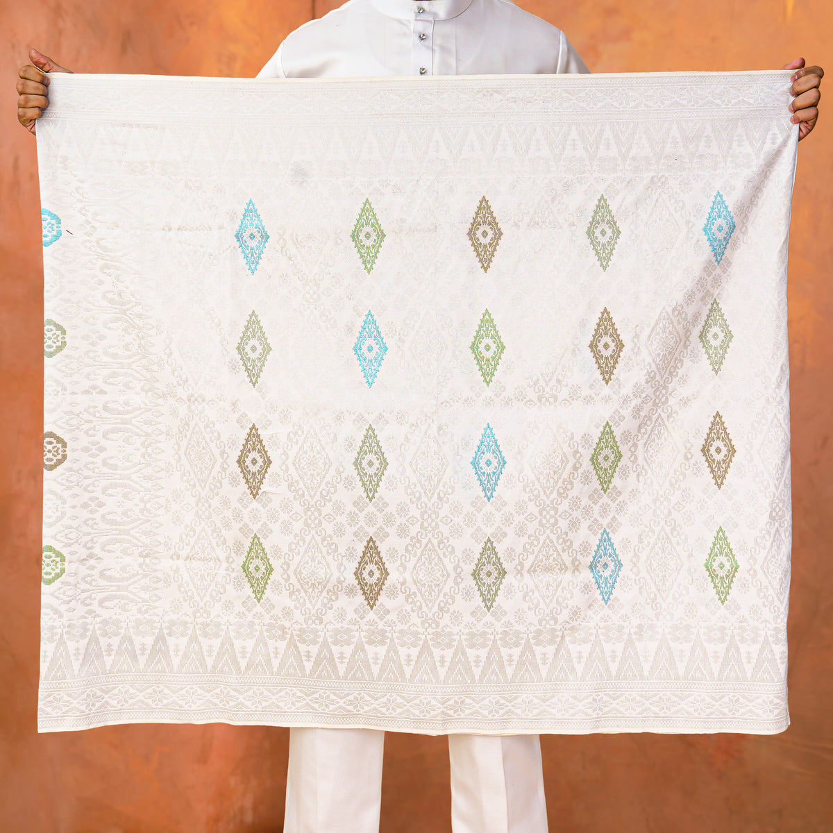 OFF WHITE SILVER - MIX | Dato' Handmade