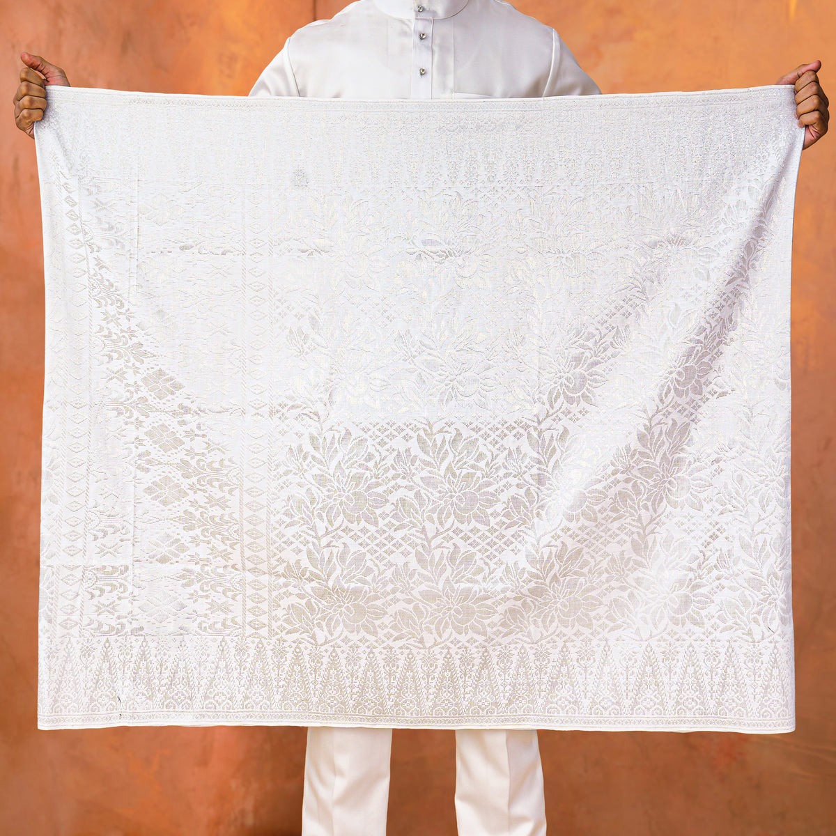 WHITE SILVER | Premium Handmade (2.5 Meter)