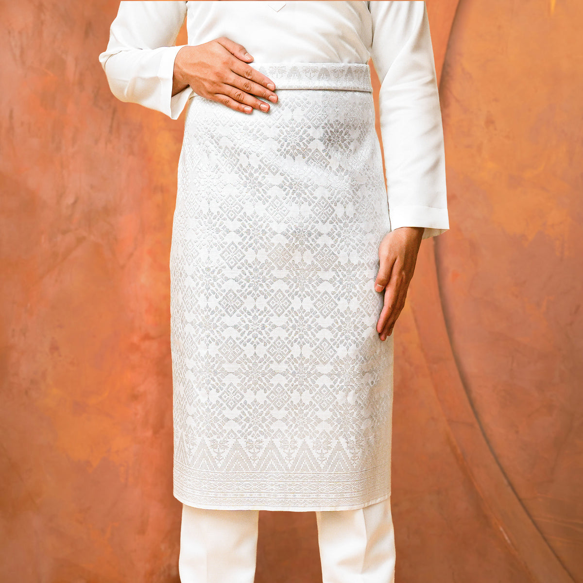 OFF WHITE SILVER | Dato' Handmade