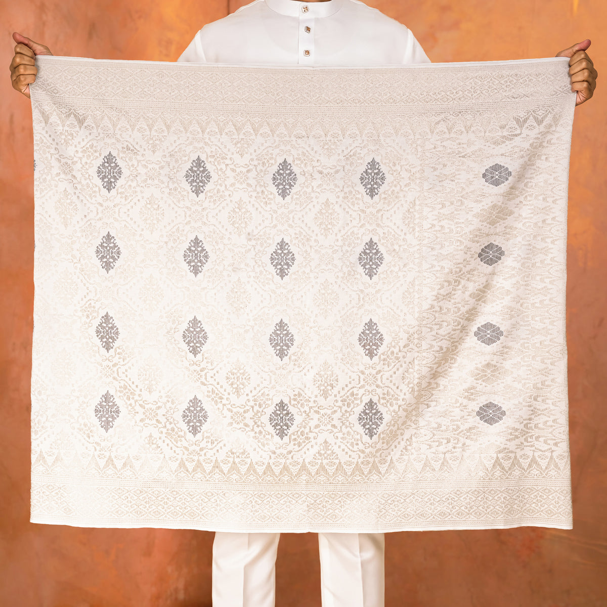 OFF WHITE SILVER - GREY | Dato' Handmade (DT140)