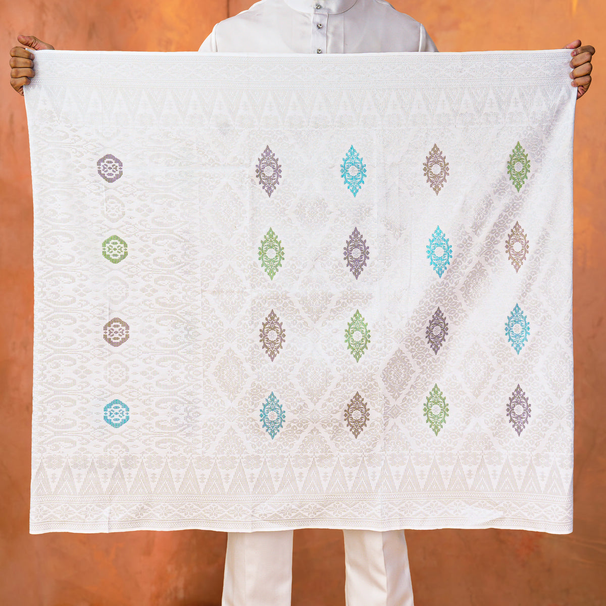 OFF WHITE SILVER - MIX | Dato' Handmade
