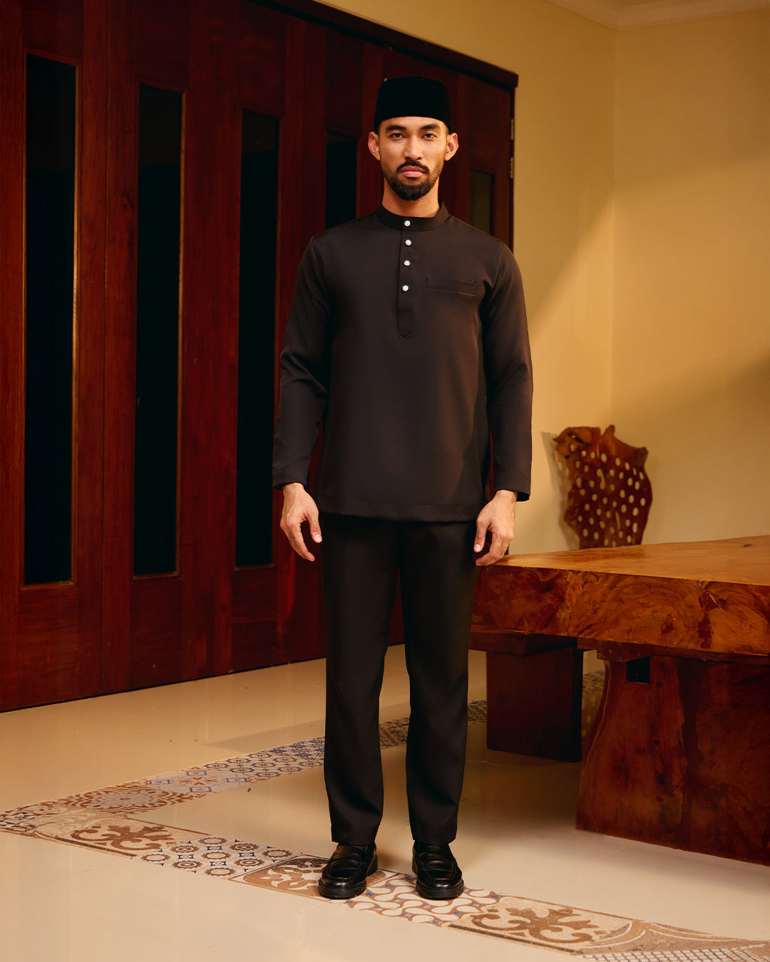 BAJU MELAYU MEGAT (CEKAK MUSANG) - BLACK (Baju Melayu ONLY)