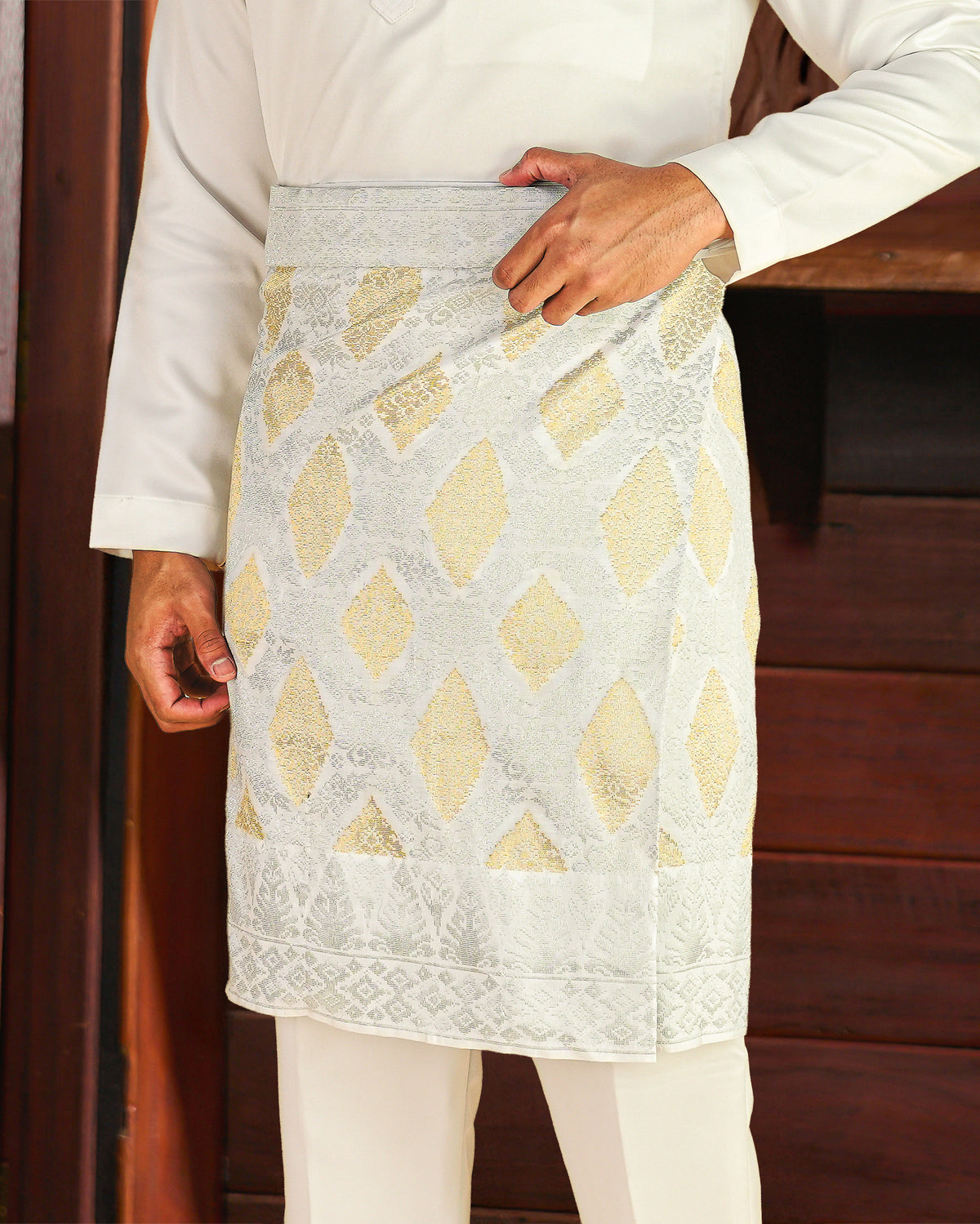 MALEEQ INSTANT | White Silver/Gold - Handmade