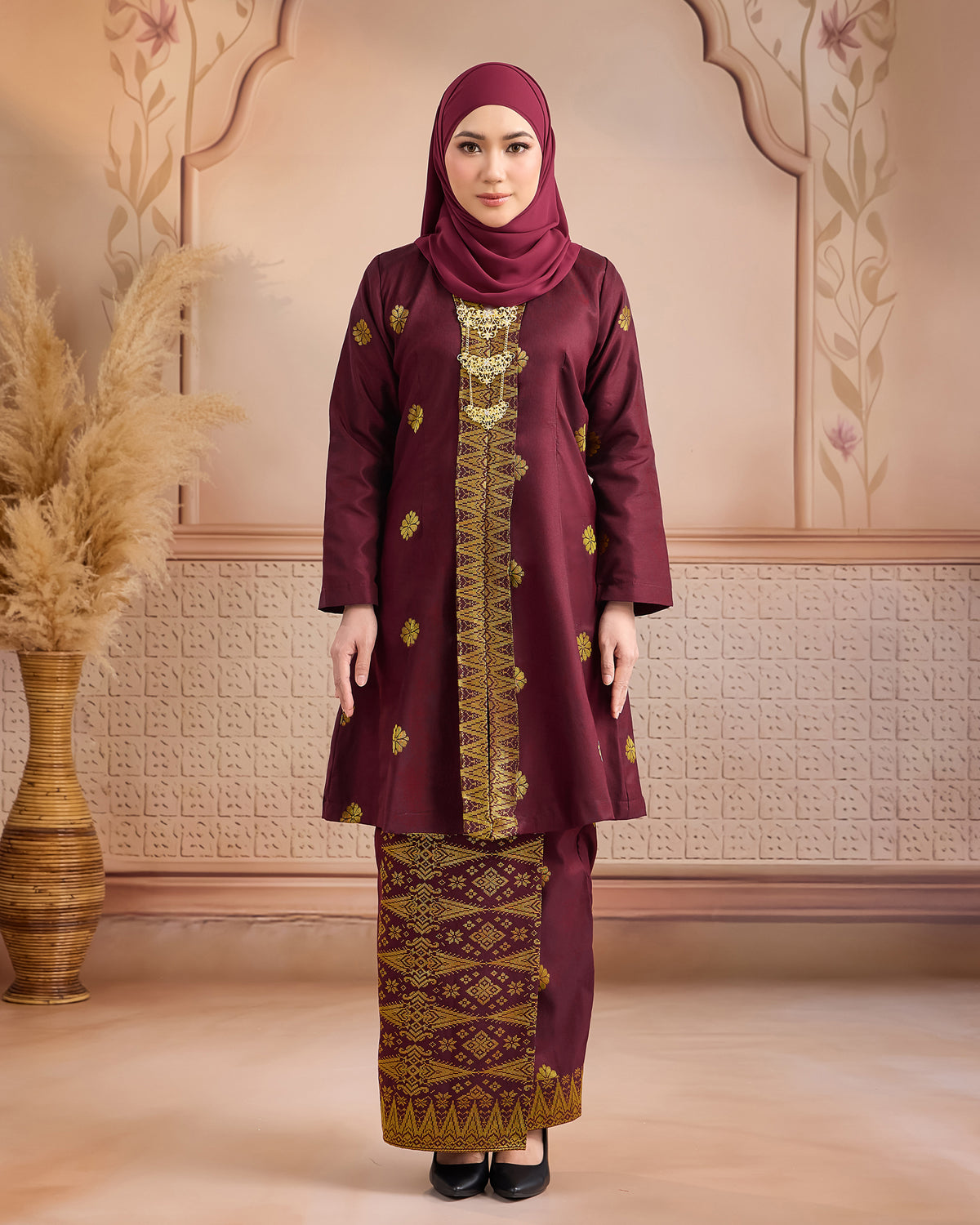 KURUNG ANGGUN (KEBAYA) | MAROON - GOLD