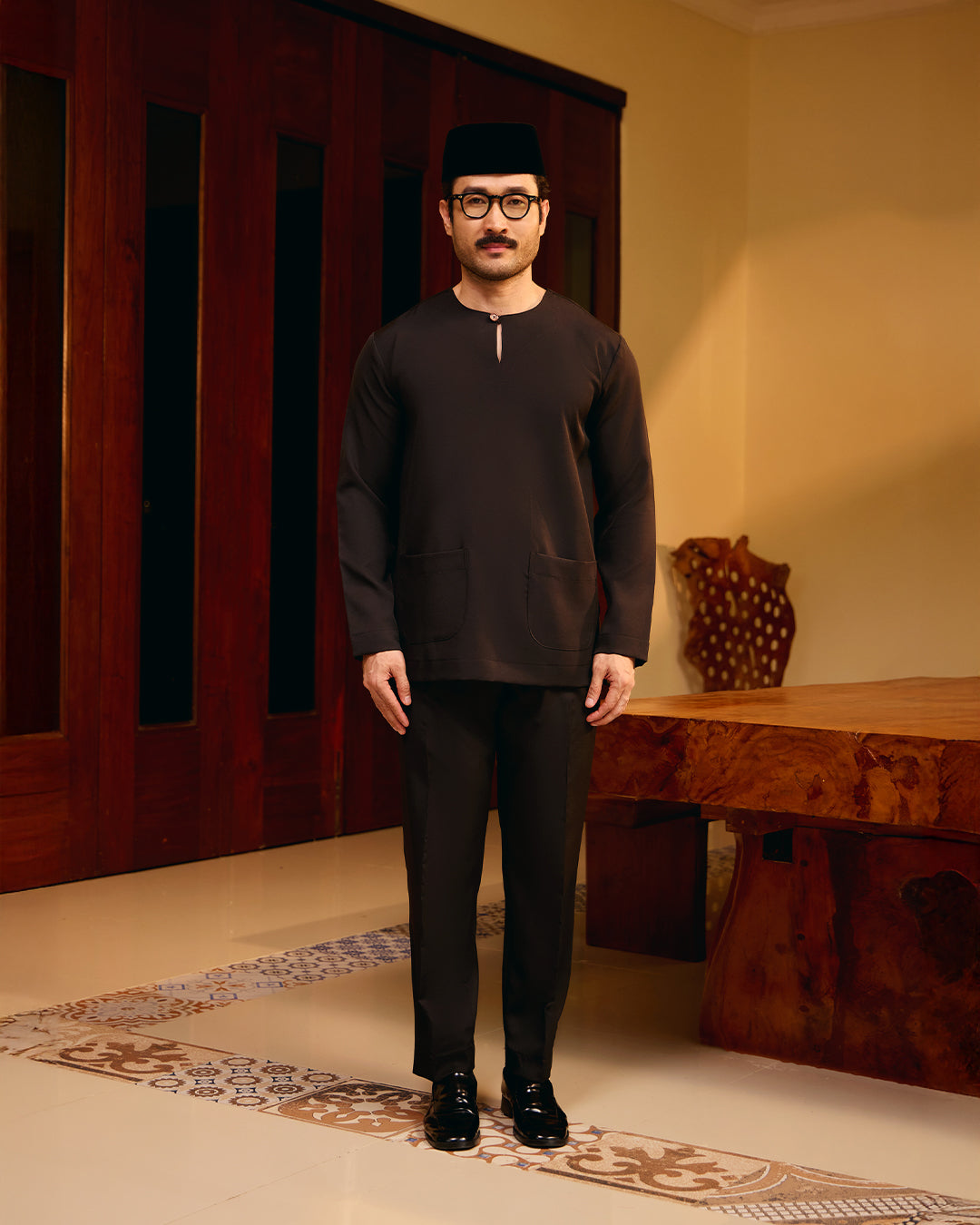 BAJU MELAYU PUTRA (TELUK BELANGA) - BLACK (Baju Melayu ONLY)