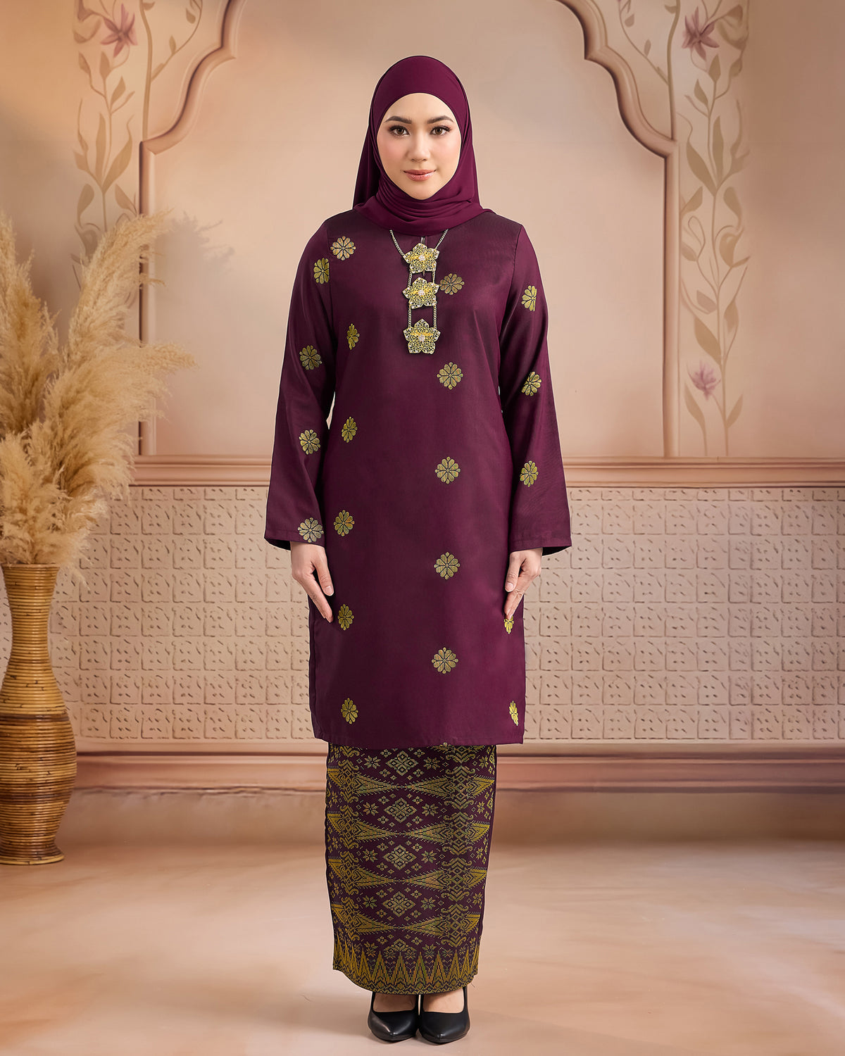 KURUNG LAYLA (MODEN) | BURGUNDY - GOLD