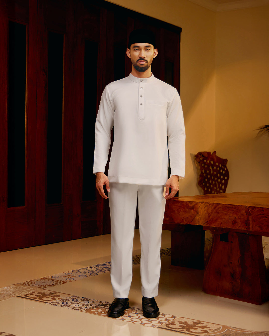BAJU MELAYU MEGAT (CEKAK MUSANG) - OFF WHITE (Baju Melayu ONLY)