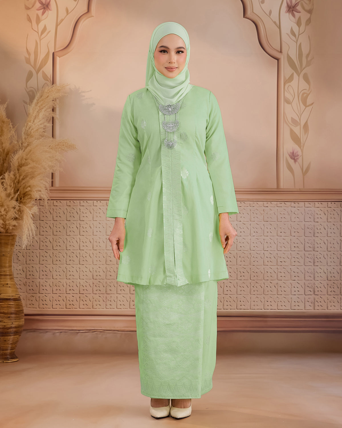 KURUNG ANGGUN (KEBAYA) | MINT GREEN - SILVER