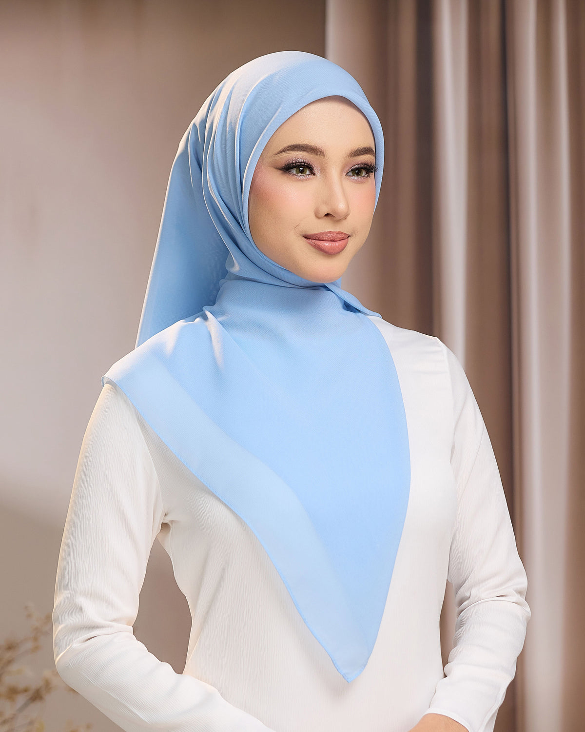 AYU BAWAL - BABY BLUE | LIGHTWEIGHT SQUARE BAWAL