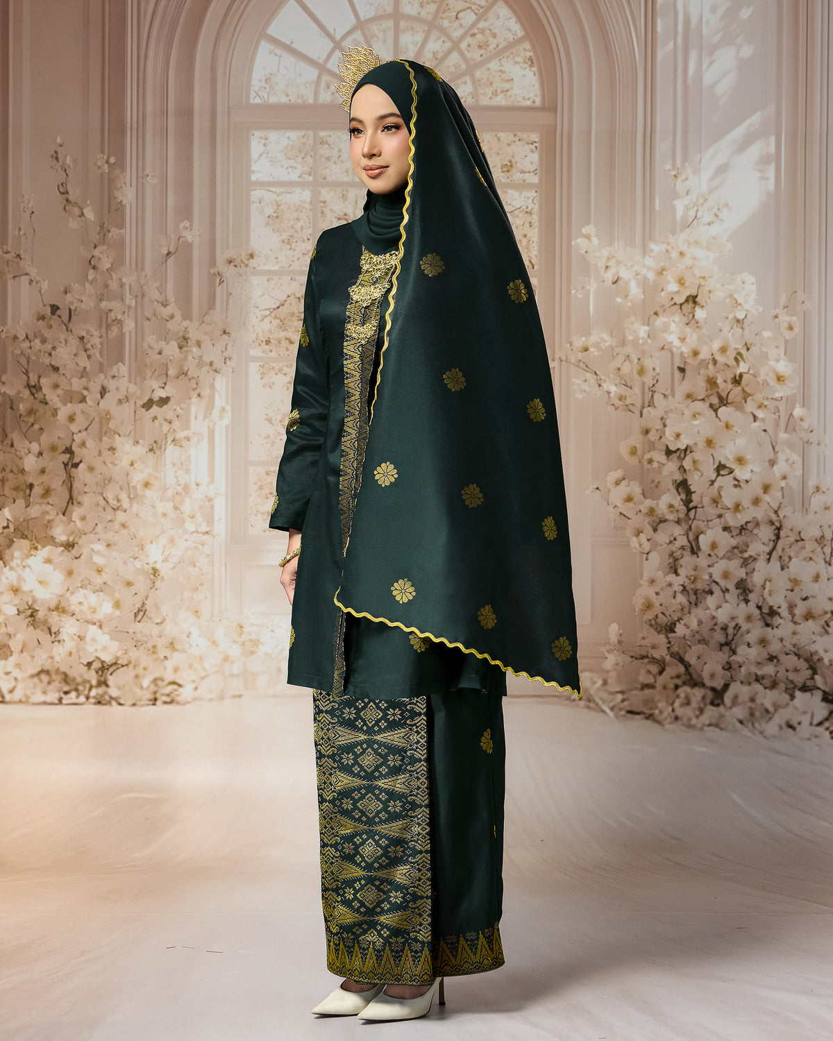 SEJIWHA SET B - BAJU MELAYU TELUK BELANGA & KURUNG KEBAYA | DARK EMERALD GREEN SILVER/GOLD