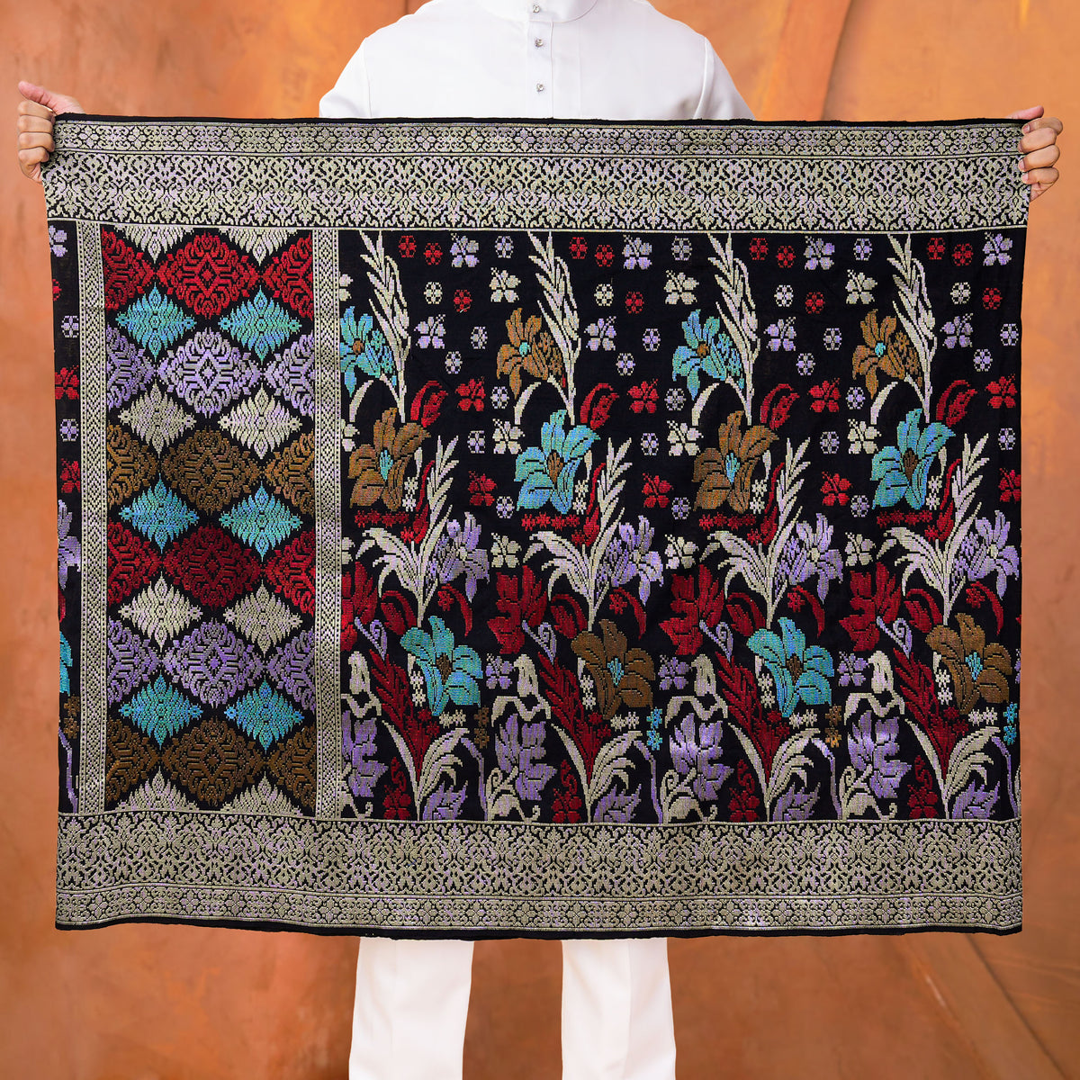 BLACK SILVER - MIX | Royal Handmade (2.5 Meter)