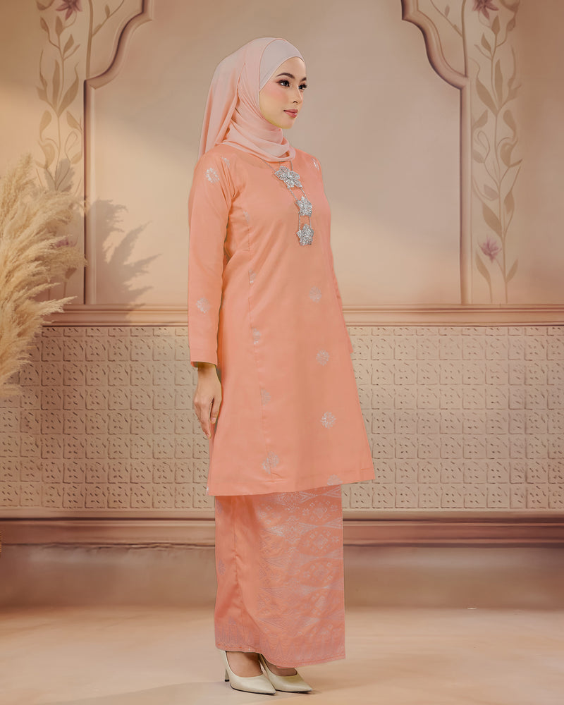 KURUNG SURAYA (PESAK GANTUNG) | PEACH - SILVER