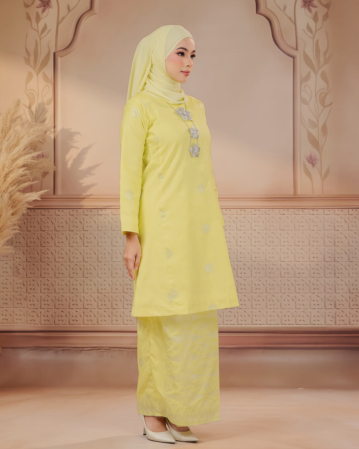 KURUNG SURAYA(PESAK GANTUNG) | SOFT YELLOW - SILVER