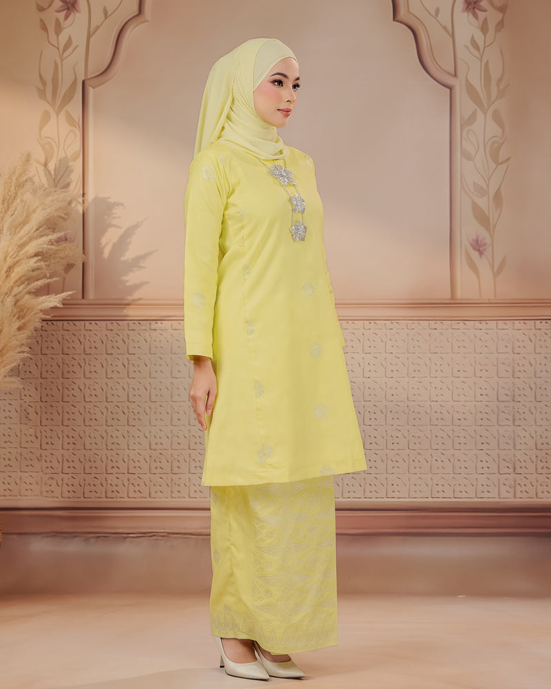 KURUNG SURAYA(PESAK GANTUNG) | SOFT YELLOW - SILVER