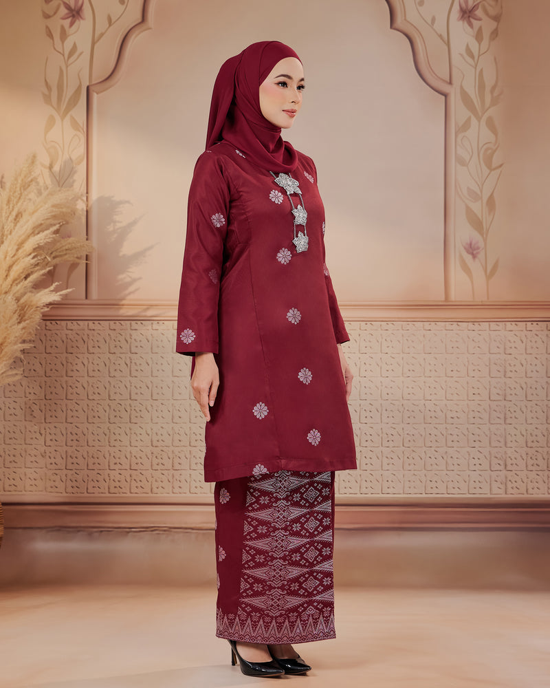 KURUNG SURAYA (PESAK GANTUNG) | MAROON - SILVER