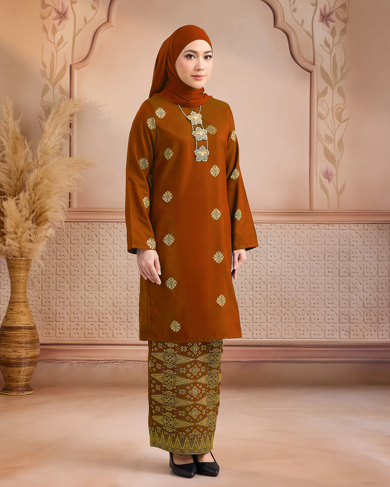 KURUNG LAYLA (MODEN) | BRICK ORANGE - GOLD
