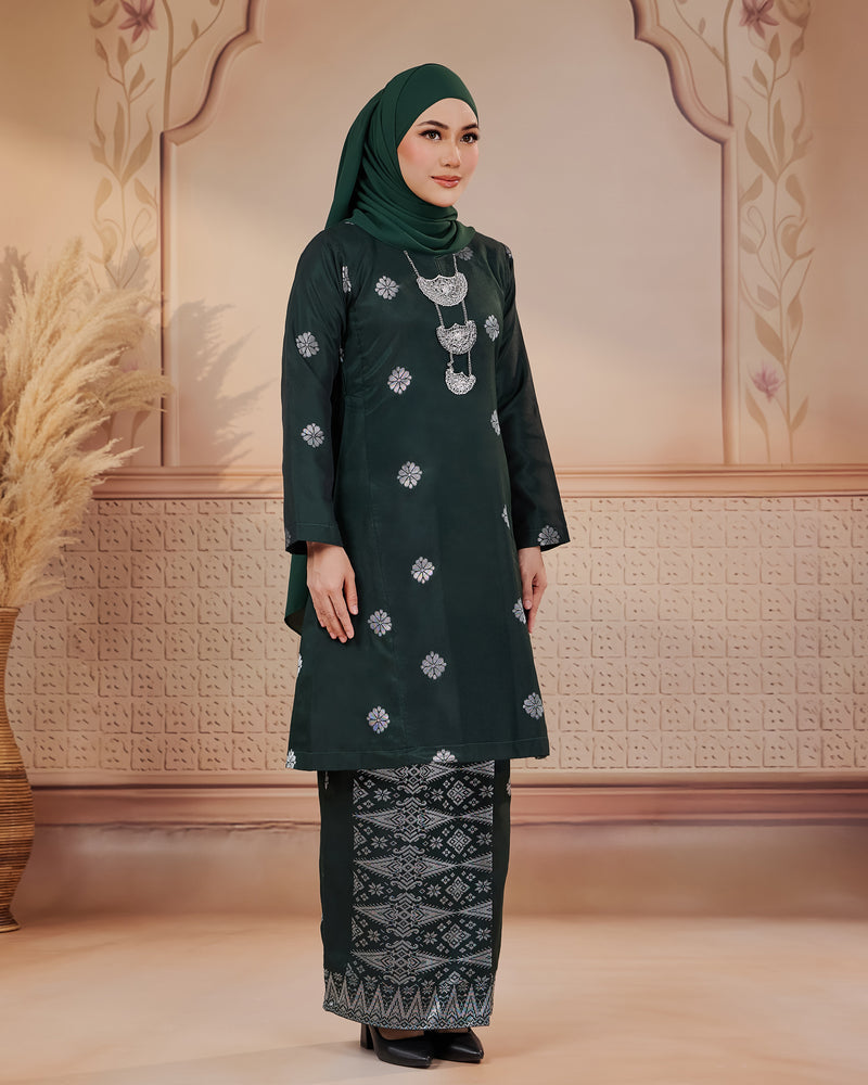 KURUNG SURAYA (PESAK GANTUNG) | DARK EMERALD GREEN - SILVER