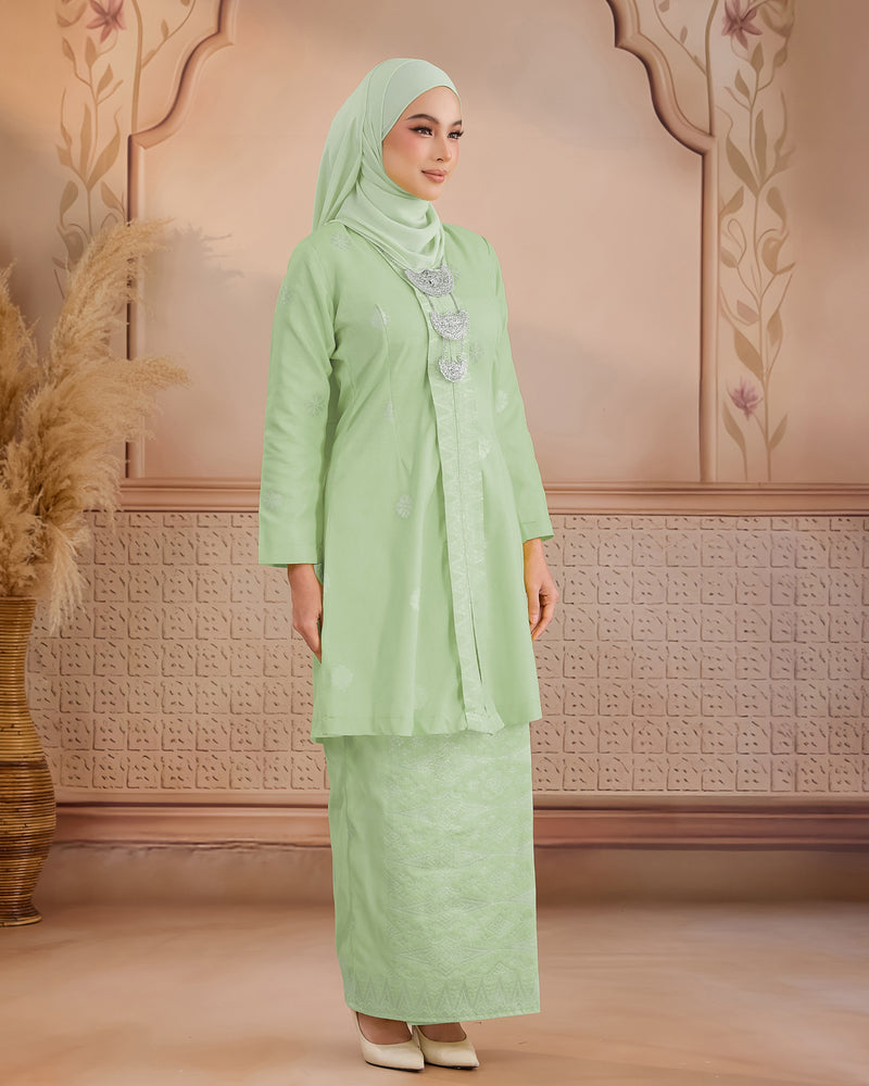 KURUNG ANGGUN (KEBAYA) | MINT GREEN - SILVER