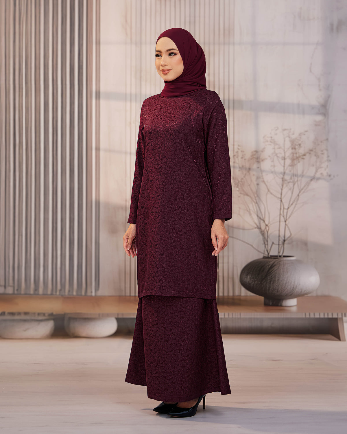KURUNG ORKED (Moden) - Burgundy | Soft Premium Brocade