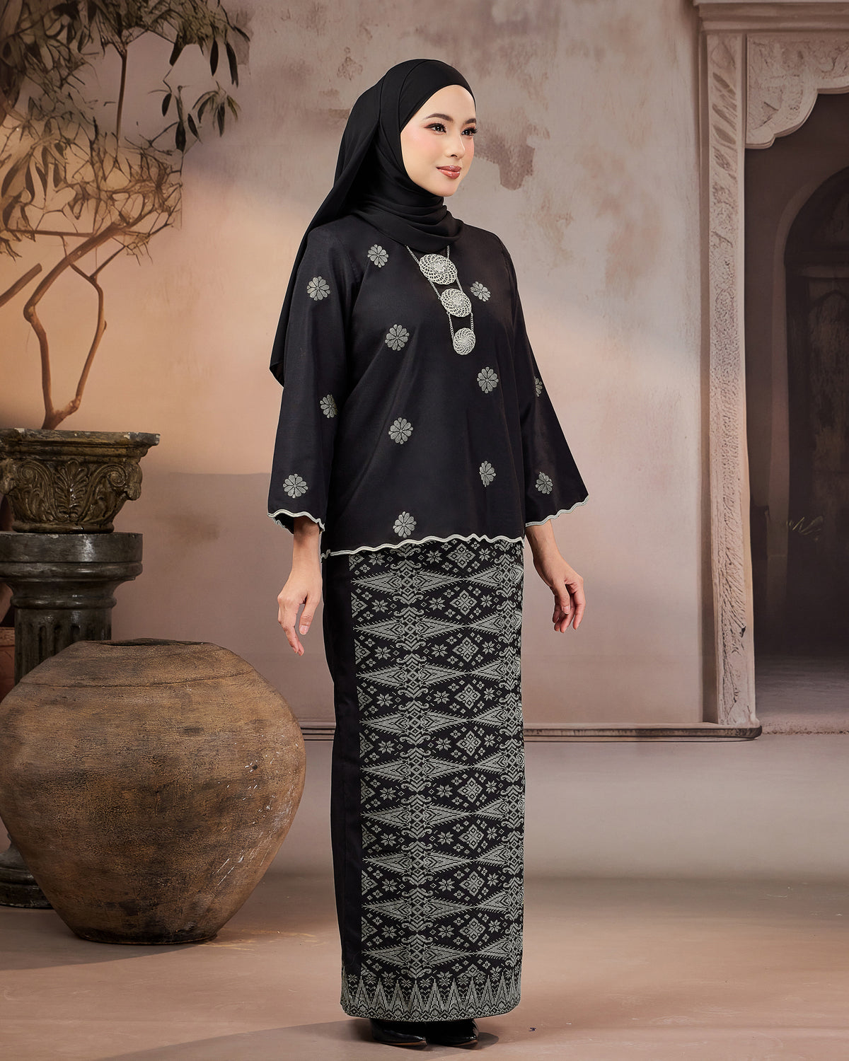 KURUNG RATNA (KEDAH SULAM) | BLACK - SILVER