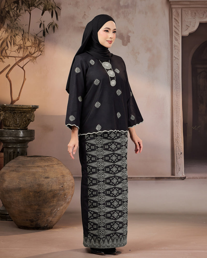 KURUNG RATNA (KEDAH SULAM) | BLACK - SILVER