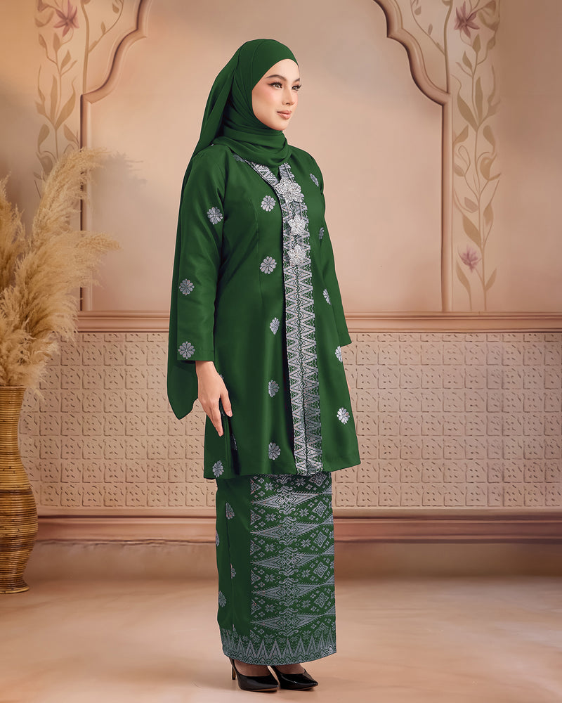 KURUNG ANGGUN (KEBAYA) | GREEN - SILVER