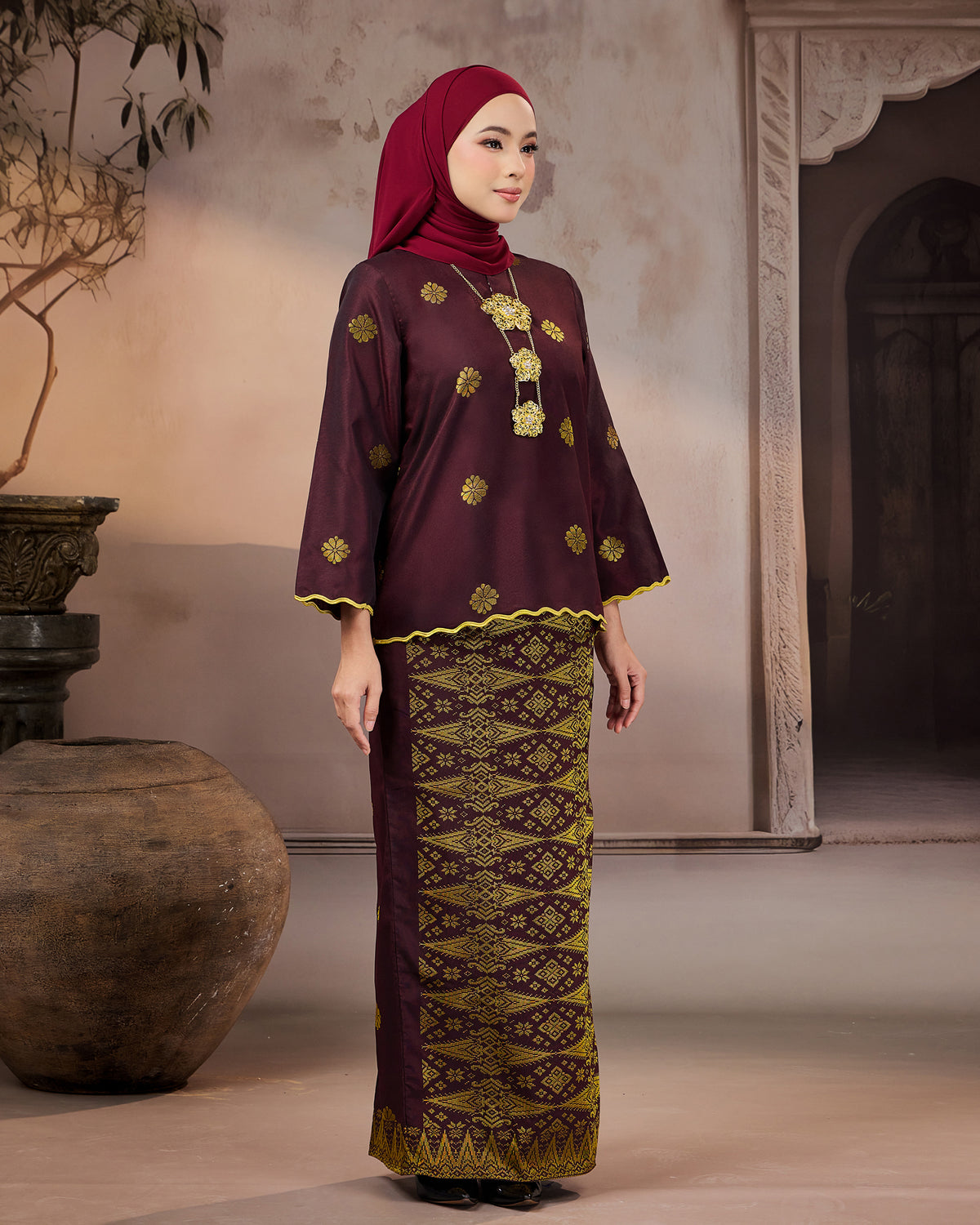 KURUNG RATNA (KEDAH SULAM) | BURGUNDY - GOLD