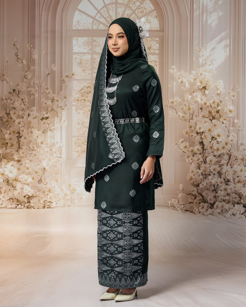 SEJIWHA SET A - BAJU MELAYU TELUK BELANGA & KURUNG LAYLA | DARK EMERALD GREEN SILVER