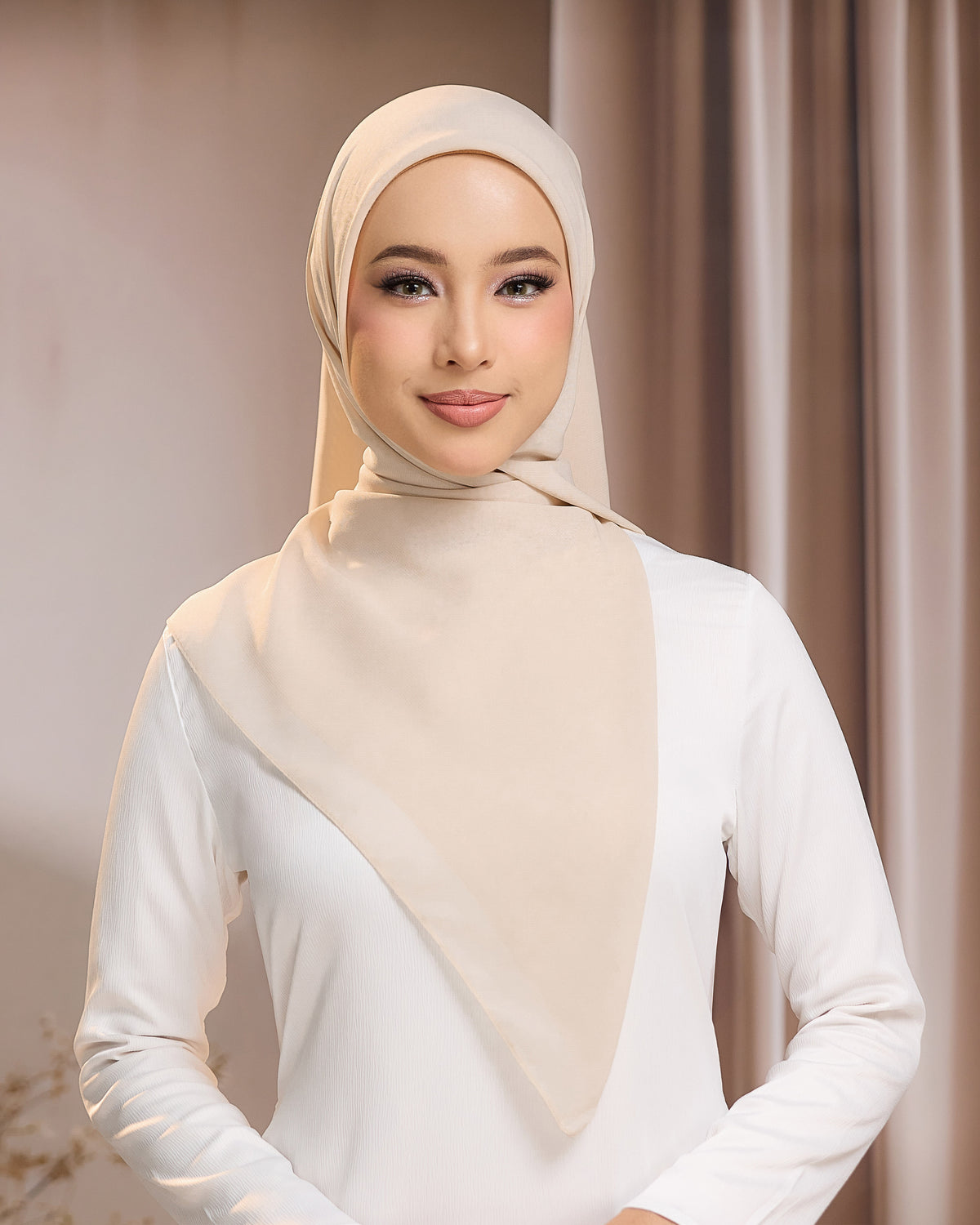 AYU BAWAL - BEIGE | LIGHTWEIGHT SQUARE BAWAL