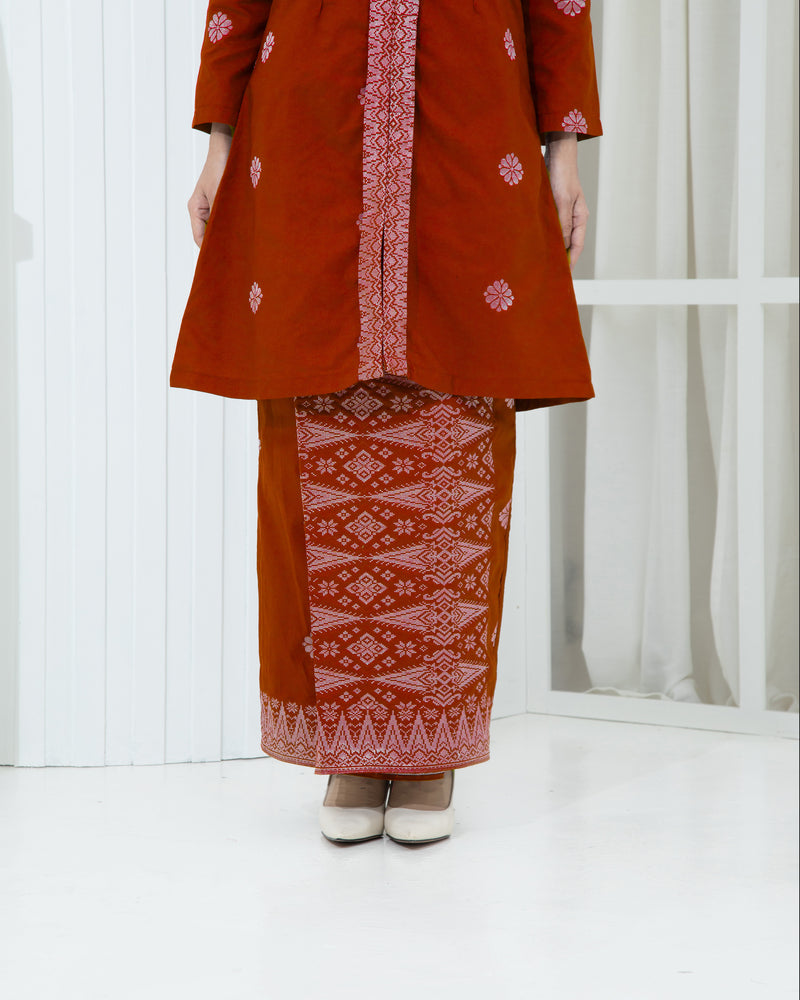 RED-CHILLI | Kurung Anggun - Kebaya