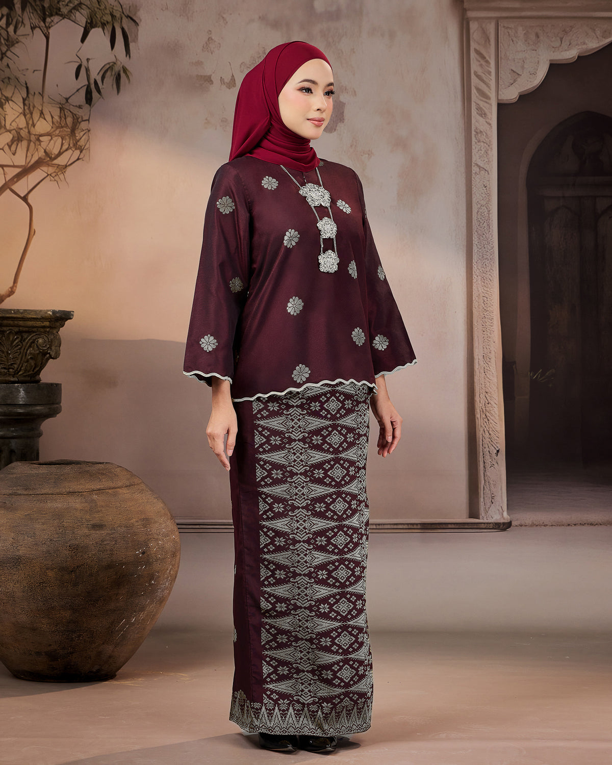 KURUNG RATNA (KEDAH SULAM) | BURGUNDY - SILVER
