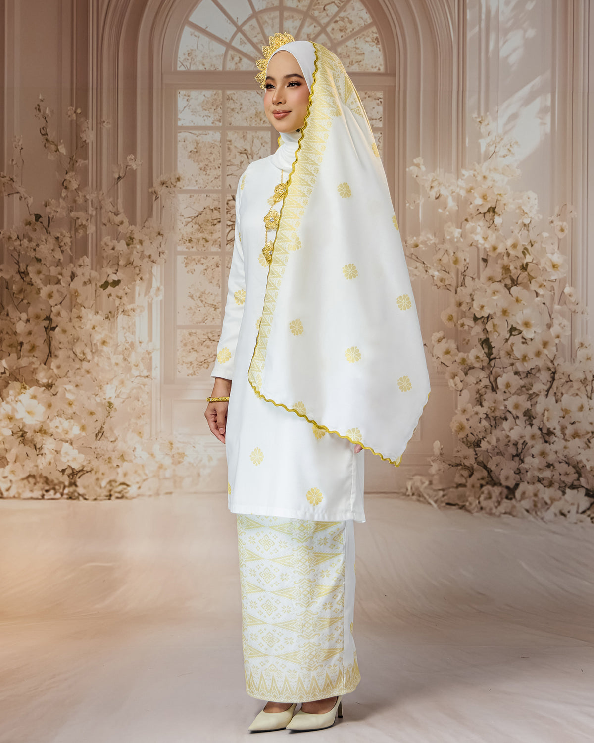 SEJIWHA SET A - BAJU MELAYU PUTRA & KURUNG LAYLA | OFF WHITE SILVER/GOLD