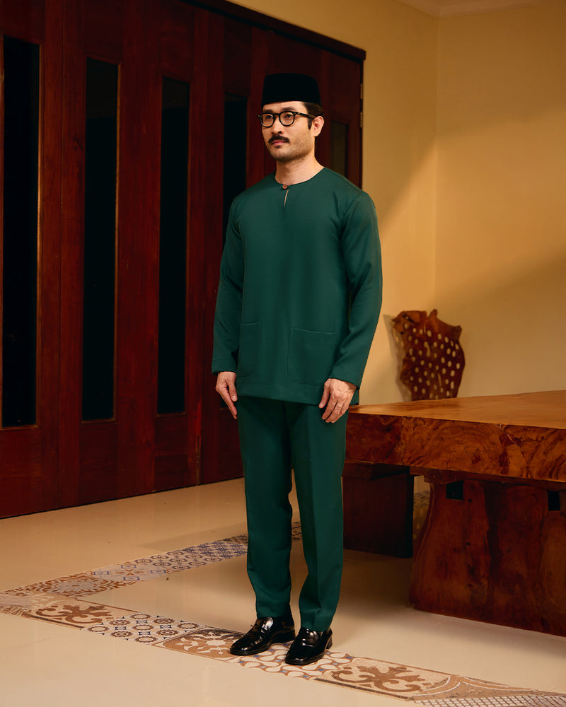 BAJU MELAYU PUTRA (TELUK BELANGA) - DARK EMERLAD (Baju Melayu ONLY)