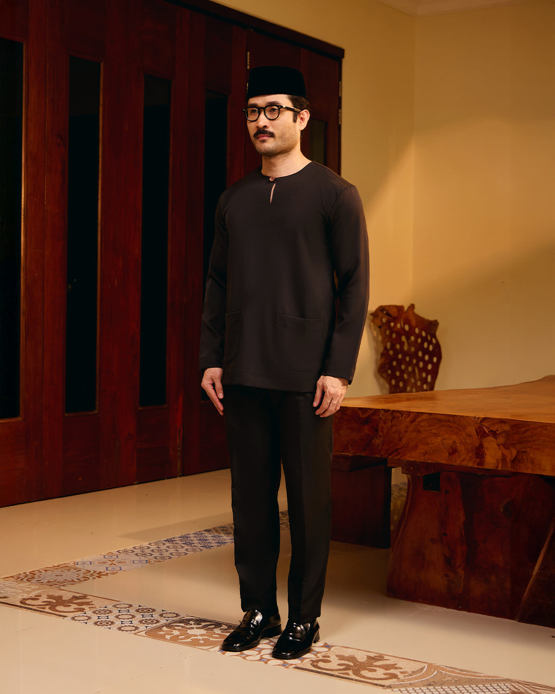 BAJU MELAYU PUTRA (TELUK BELANGA) - BLACK (Baju Melayu ONLY)