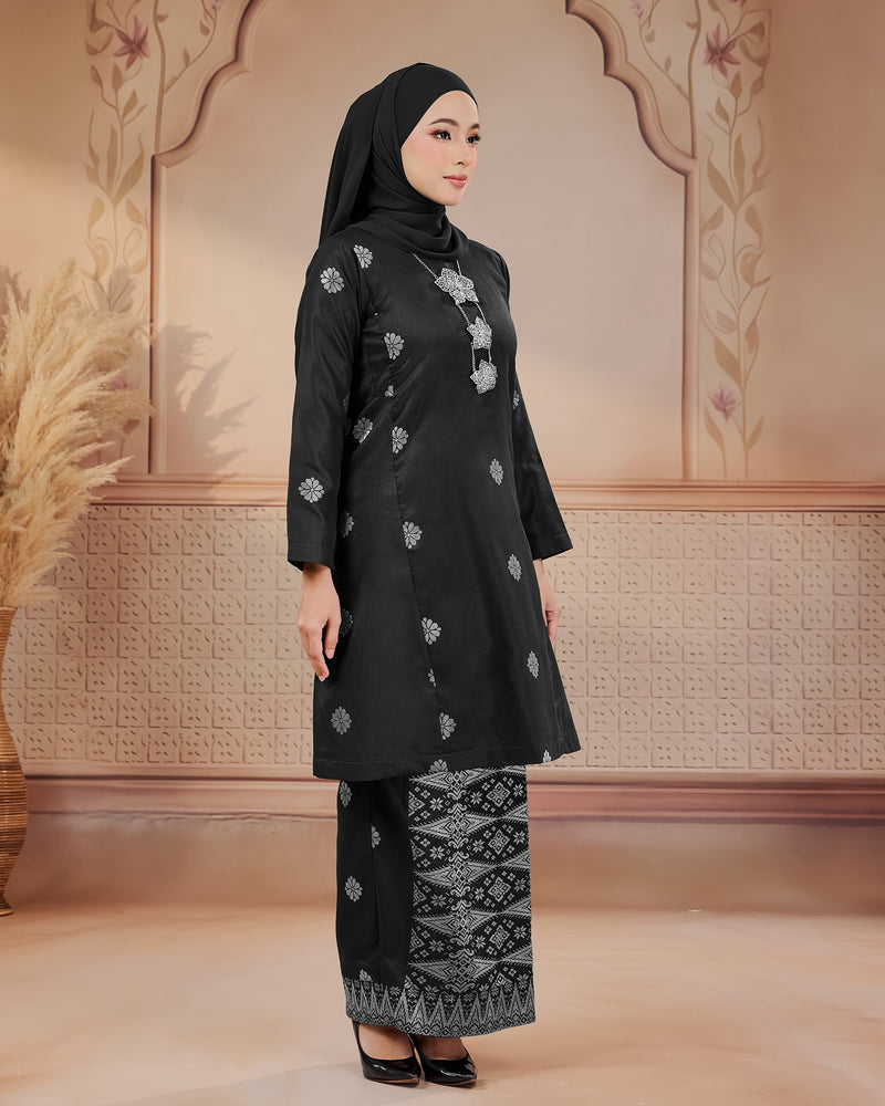 KURUNG SURAYA (PESAK GANTUNG) | BLACK - SILVER