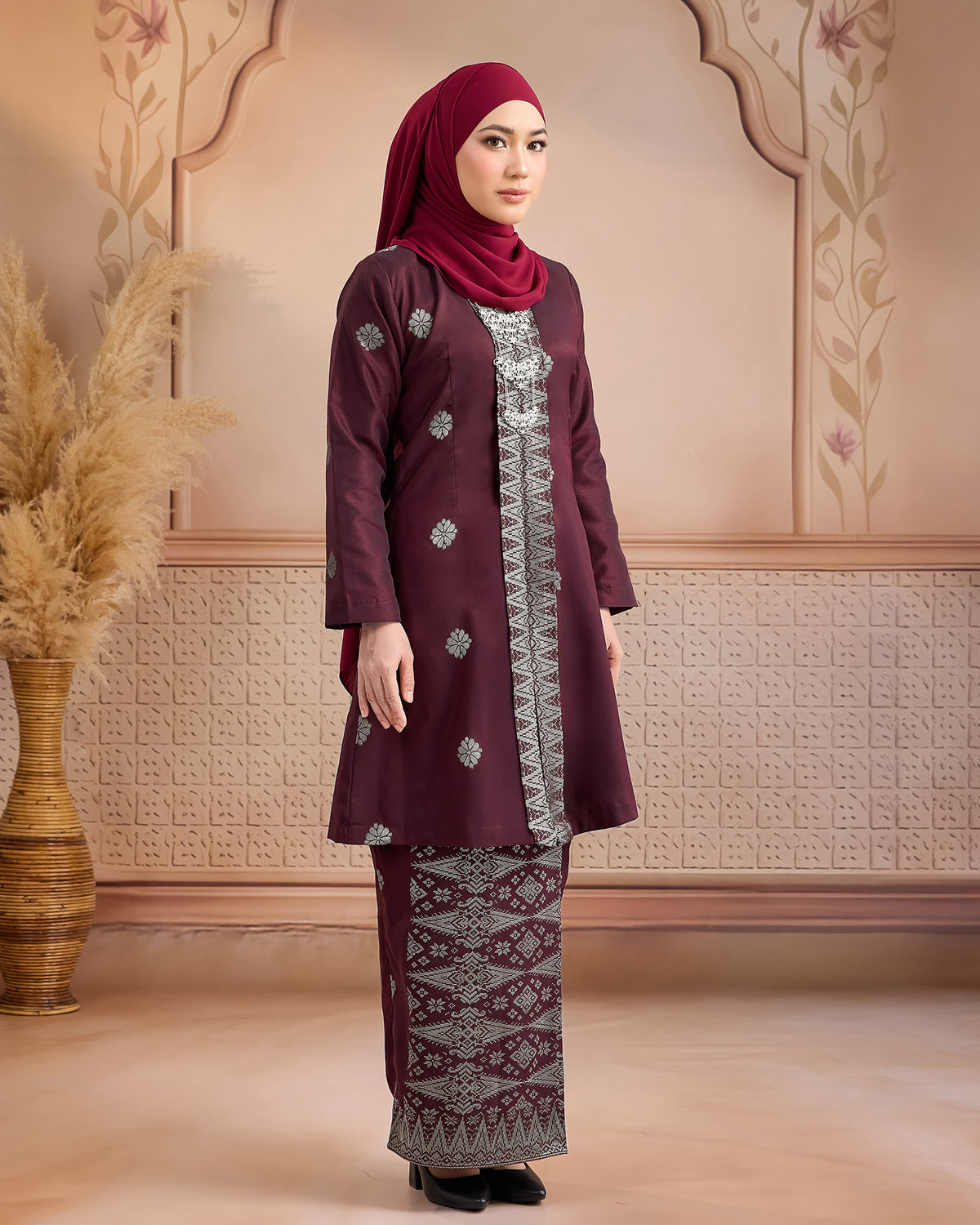 KURUNG ANGGUN (KEBAYA) | BURGUNDY - SILVER
