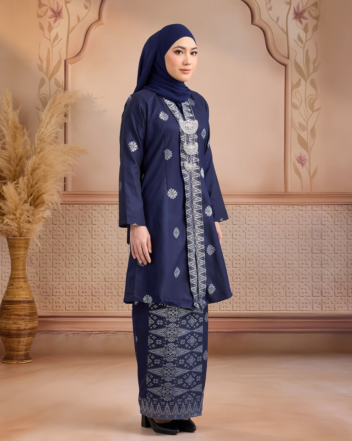 KURUNG ANGGUN (KEBAYA) | NAVY BLUE - SILVER
