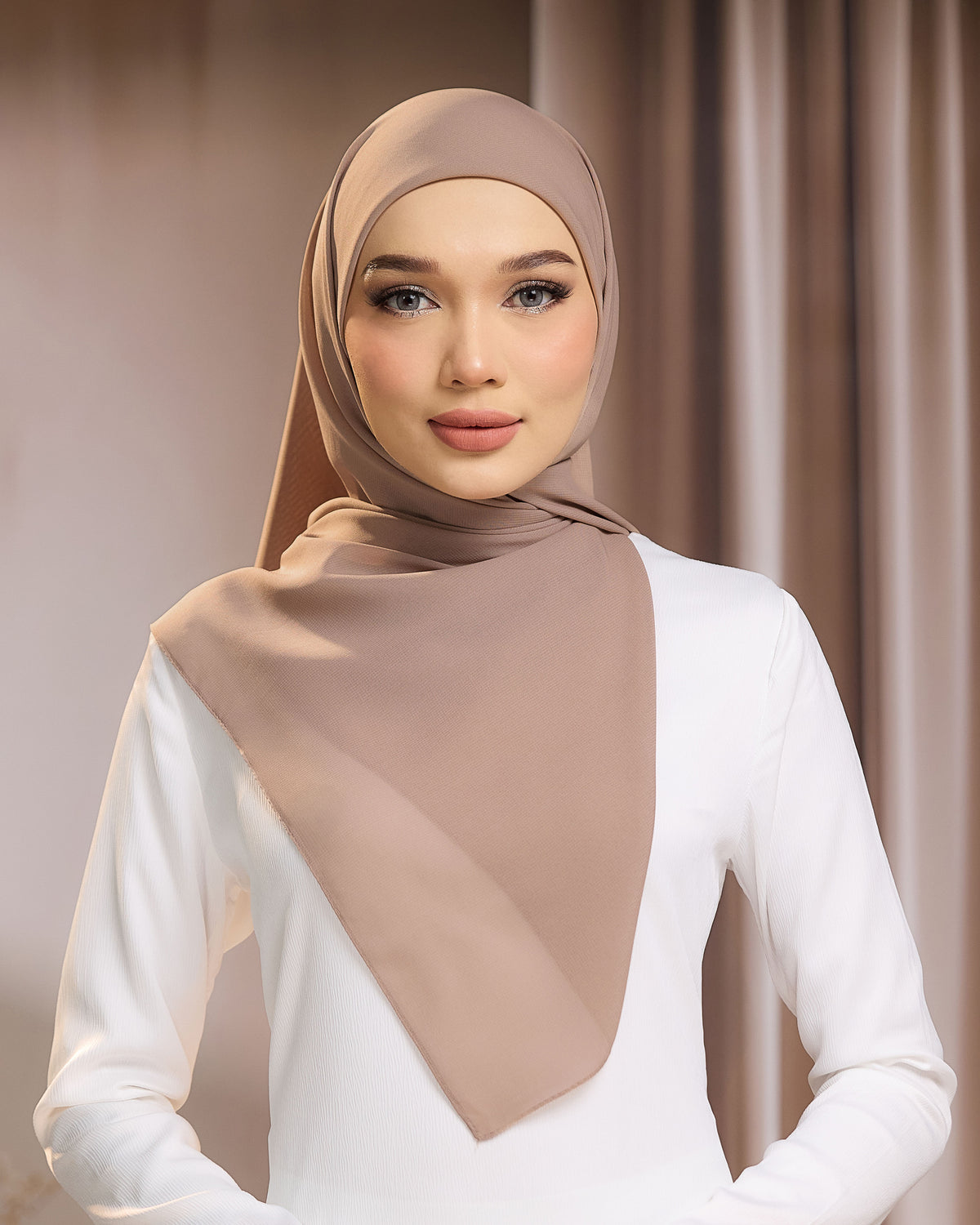 AYU BAWAL - ASH BROWN | LIGHTWEIGHT SQUARE BAWAL