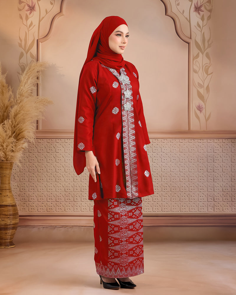 KURUNG ANGGUN (KEBAYA) | RED CHILLI - SILVER
