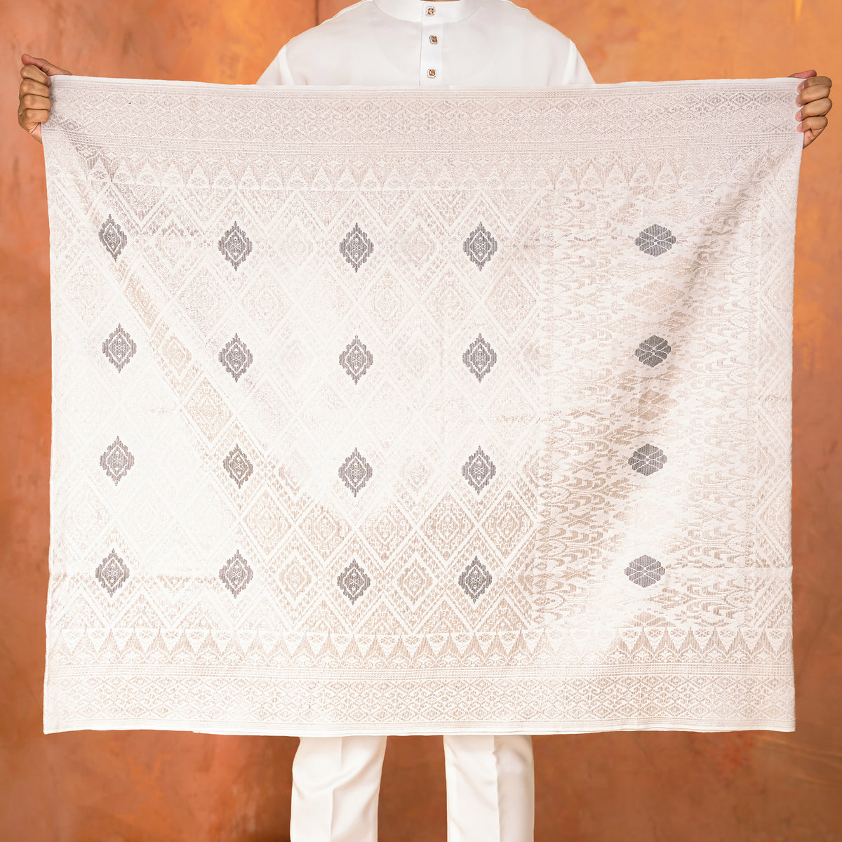 OFF WHITE SILVER - GREY | Dato' Handmade (DT145)