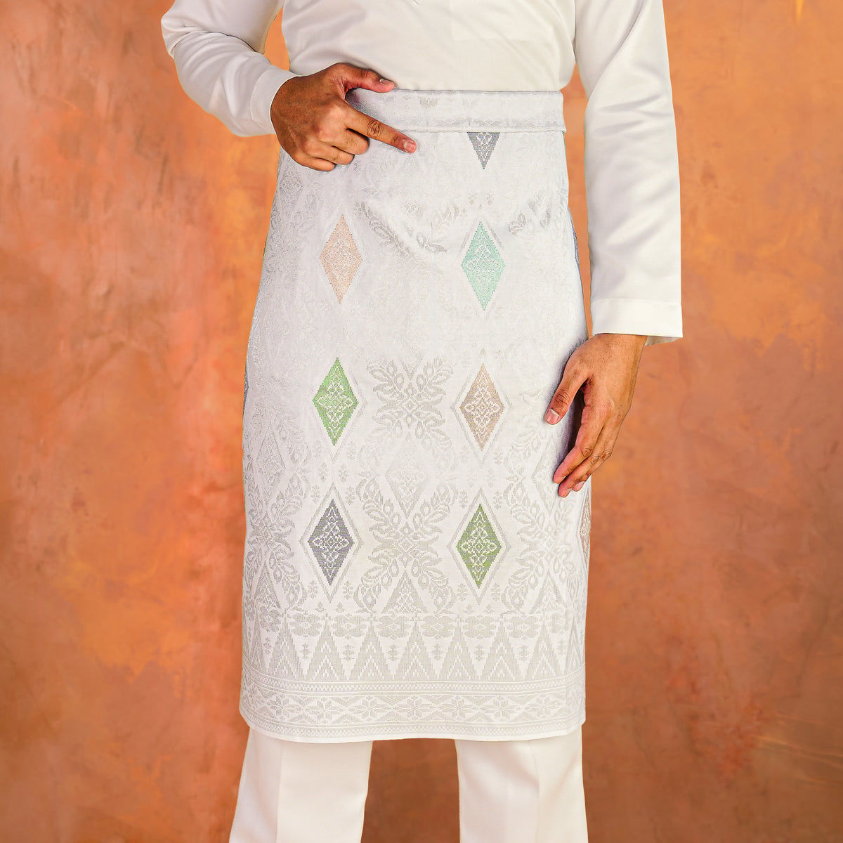 OFF WHITE SILVER - MIX | Dato' Handmade