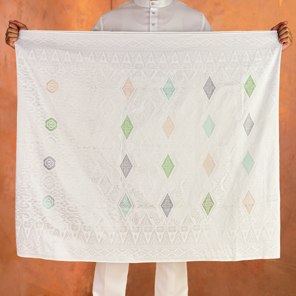 OFF WHITE SILVER - MIX | Dato' Handmade