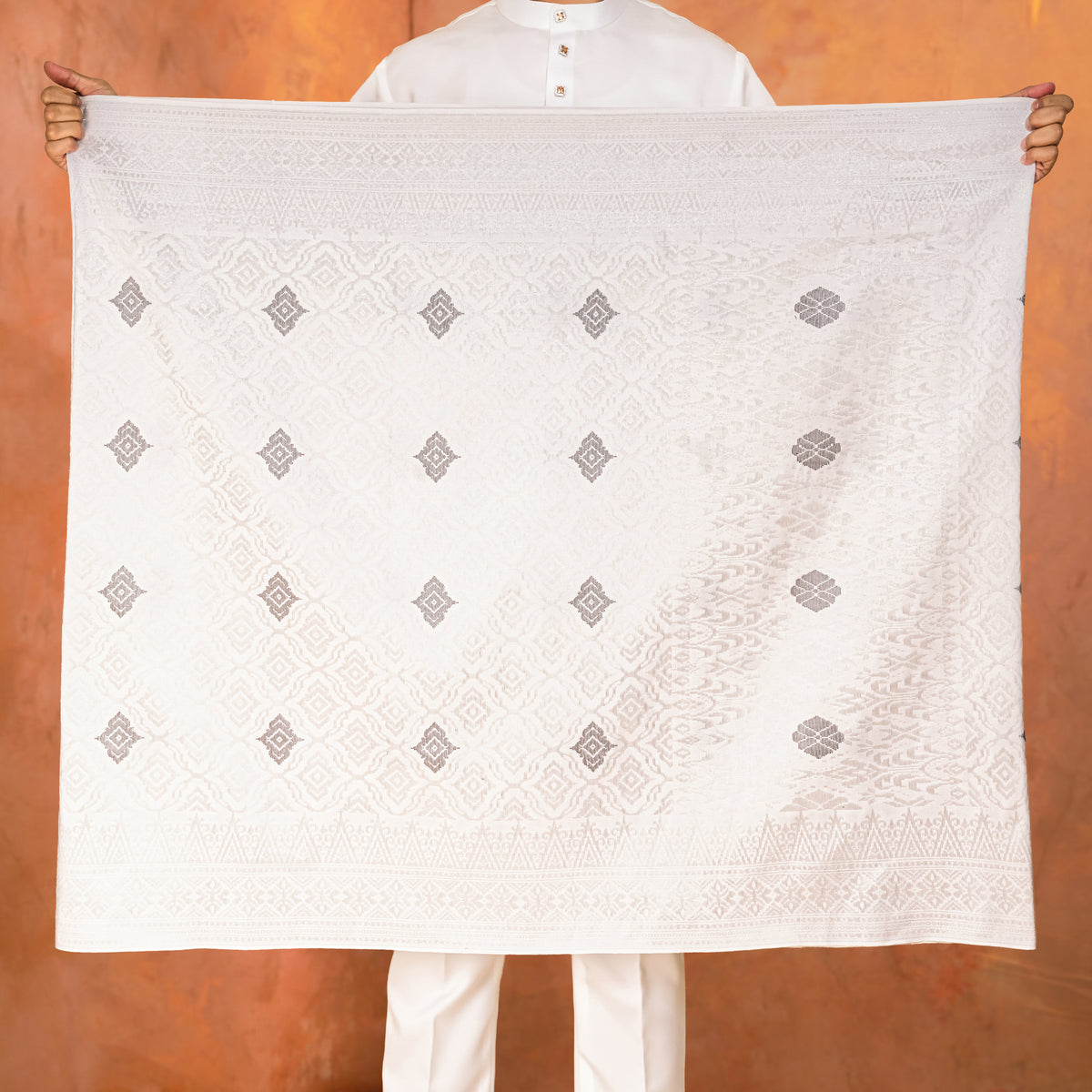 OFF WHITE SILVER - GREY | Dato' Handmade (DT147)