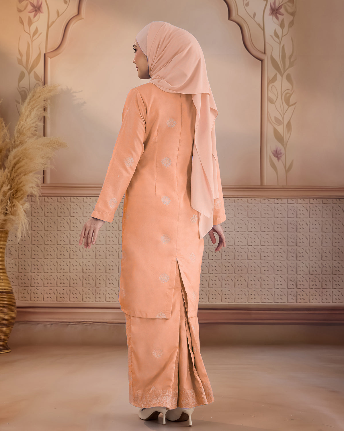 KURUNG LAYLA (MODEN) | PEACH - SILVER