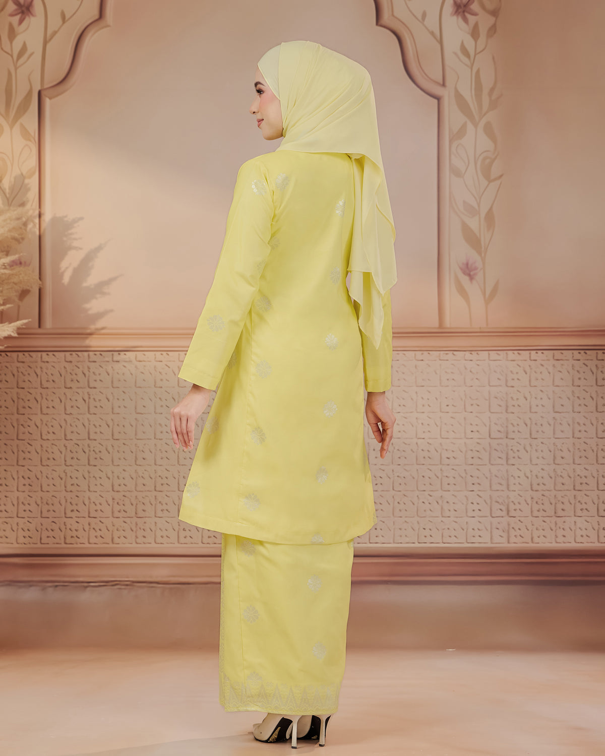 KURUNG SURAYA(PESAK GANTUNG) | SOFT YELLOW - SILVER