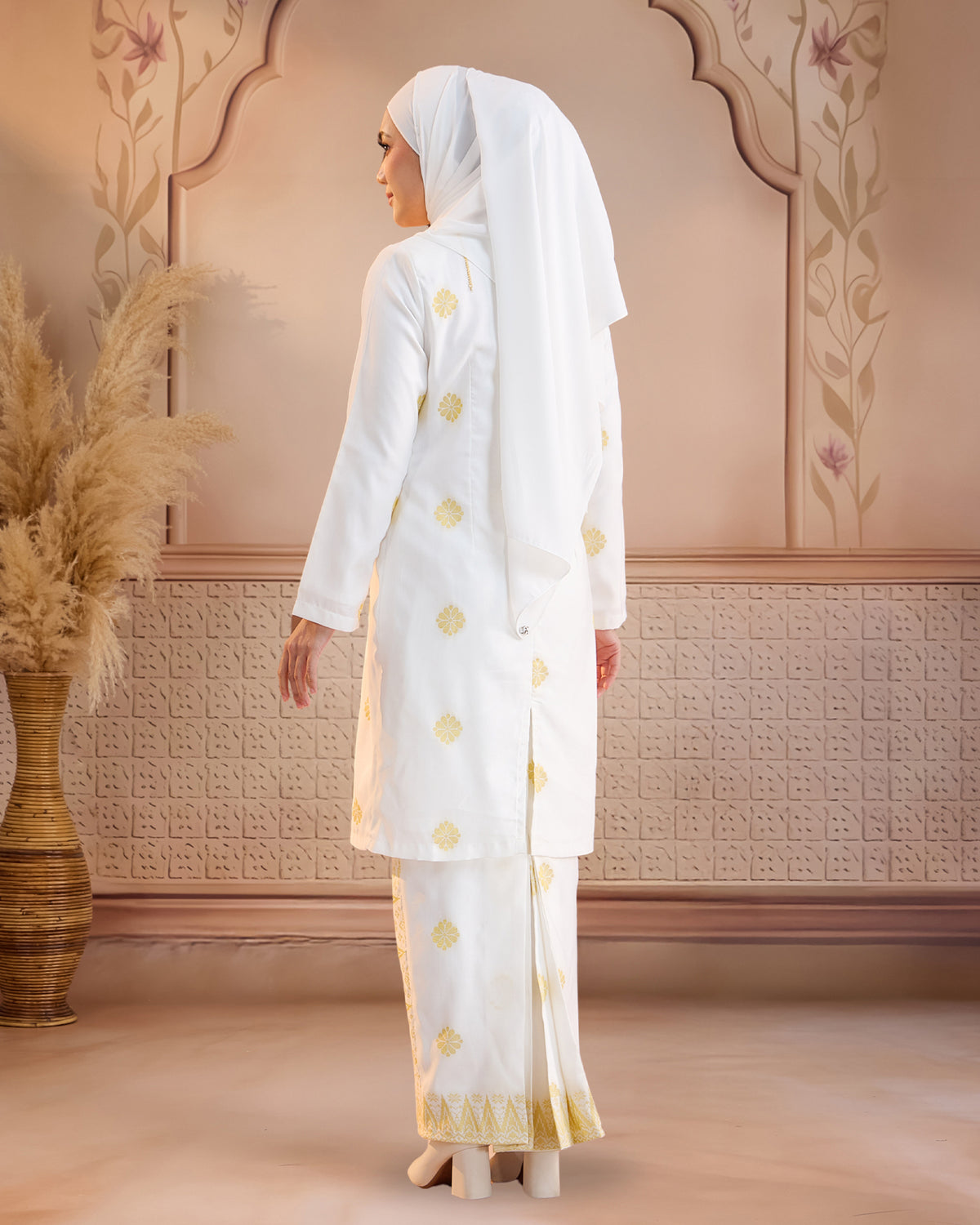 KURUNG LAYLA (MODEN) | OFF WHITE - GOLD