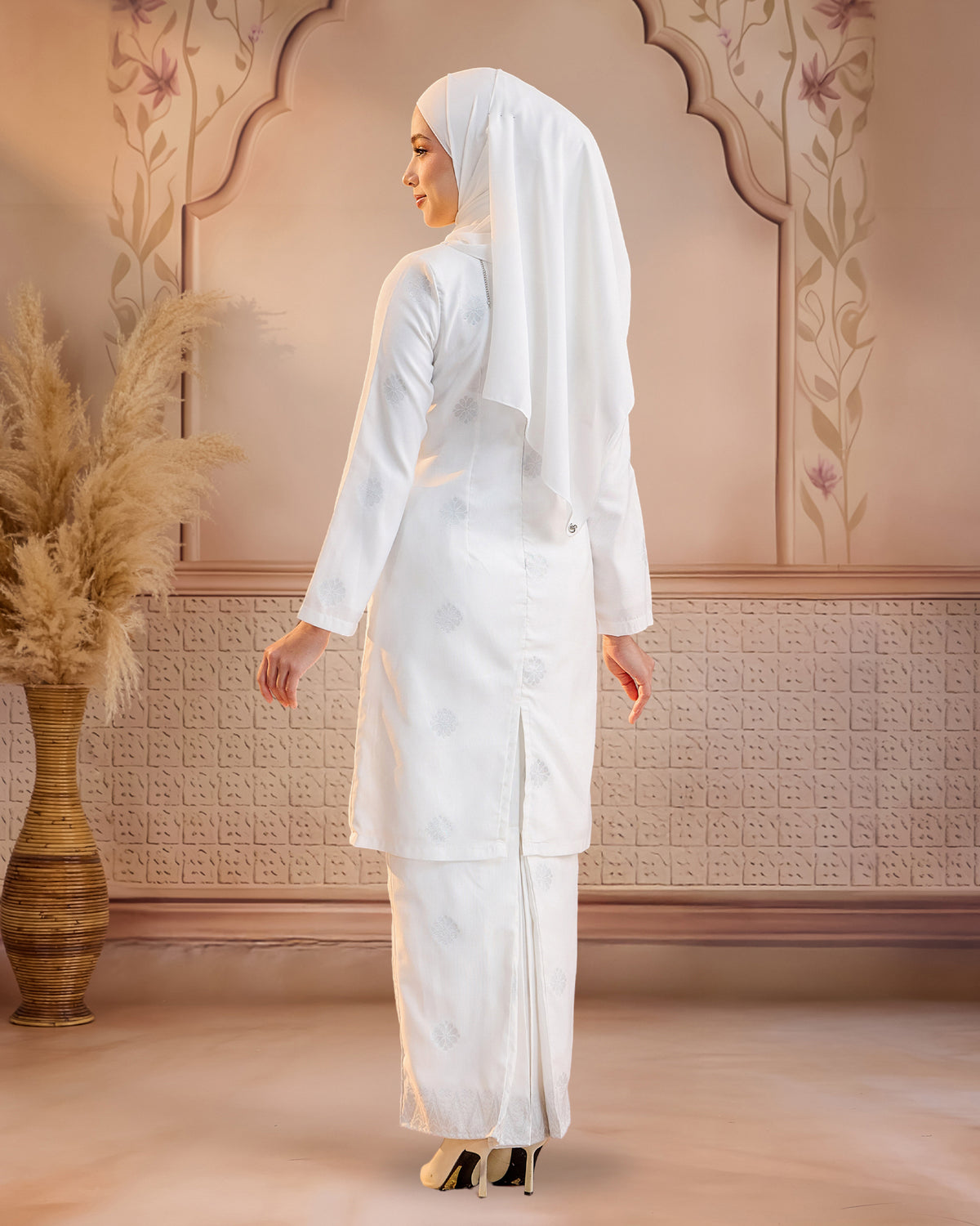KURUNG LAYLA (MODEN) | OFF WHITE - SILVER