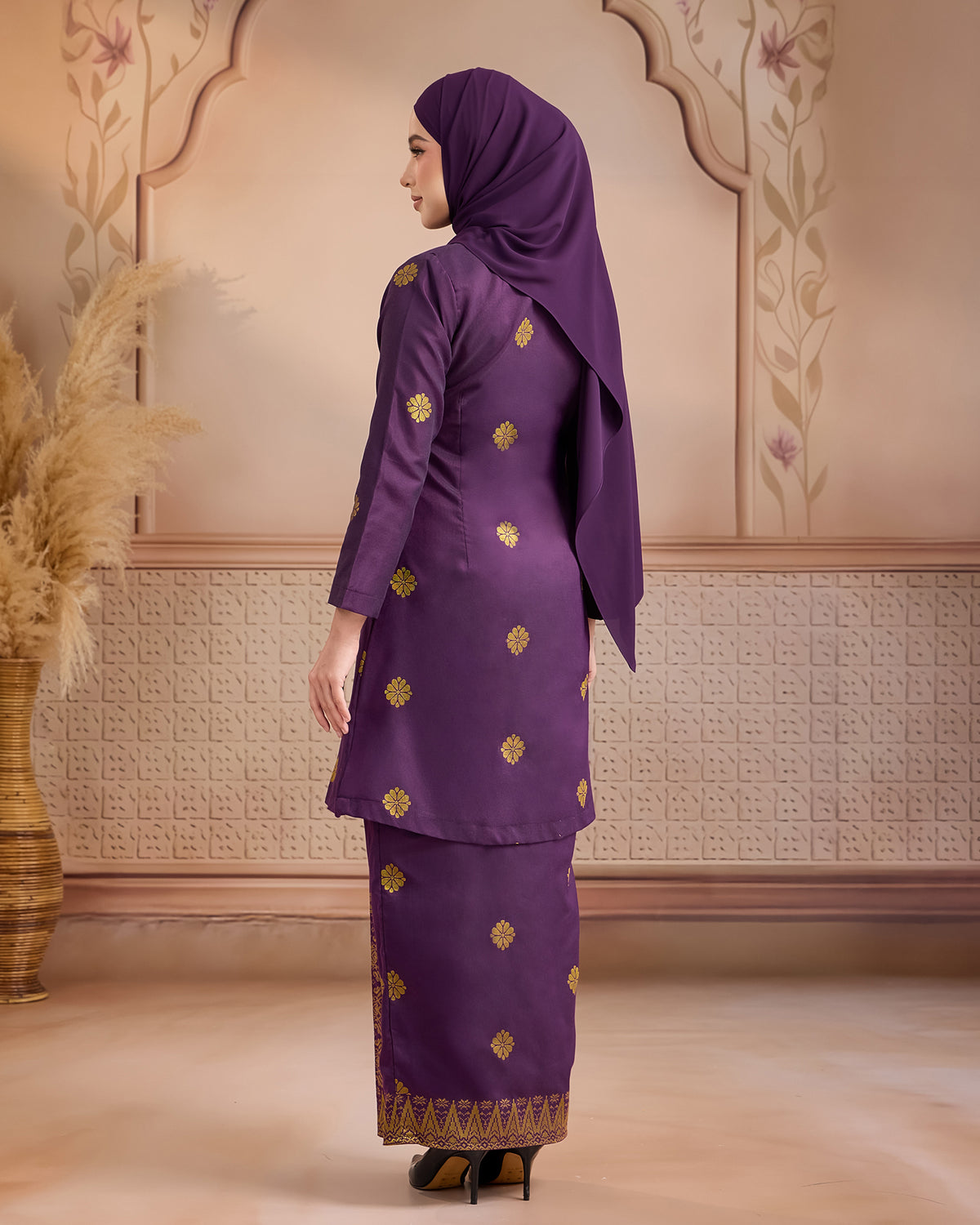 KURUNG ANGGUN (KEBAYA) | PURPLE MANGGIS - GOLD