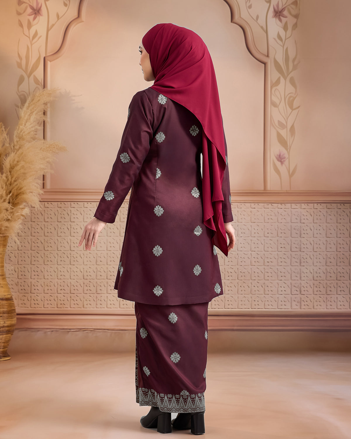 KURUNG ANGGUN (KEBAYA) | BURGUNDY - SILVER